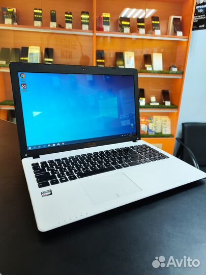 Ноутбук asus X552E SSD240
