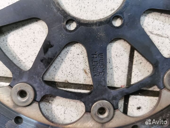 Передний тормозной диск KTM duke 690