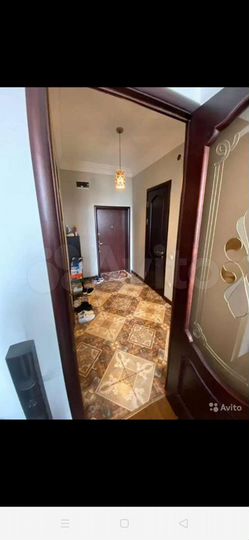 2-к. квартира, 58 м², 8/12 эт.