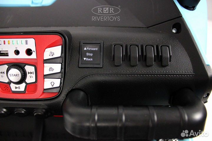 Электромобиль P555PP двухместный