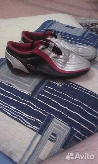 Продам футбольные бутсы фирмы Reebok б\у 38 р-ра