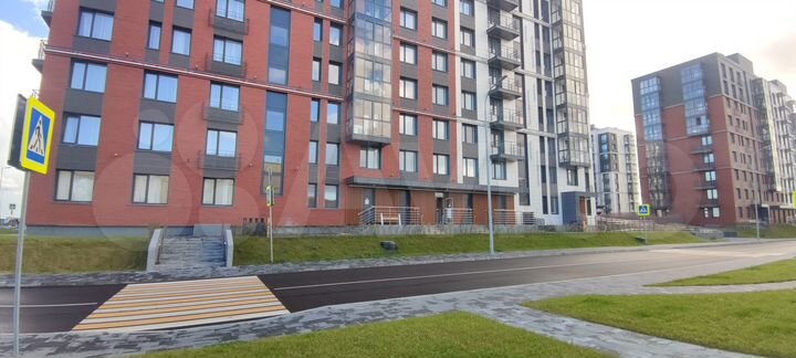 Продуктовый магазин в жилом комплексе, 188 м²