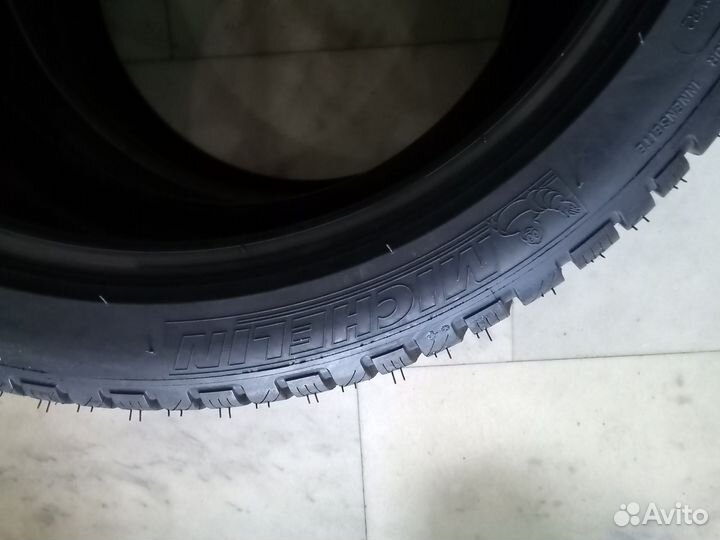 Michelin Pilot Alpin PA4 265/35 R18 97V