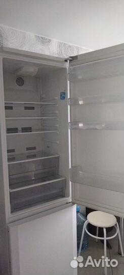 Холодильник на запчасти