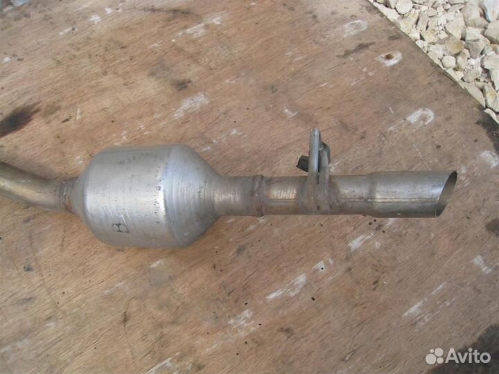 Глушитель задняя часть Toyota Yaris P13 2015