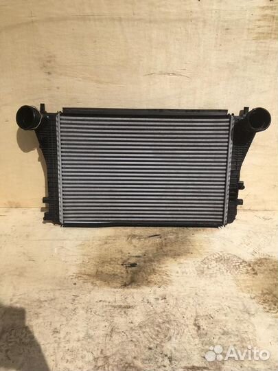 Интеркулер VW Passat CC, Passat B7. 1.8