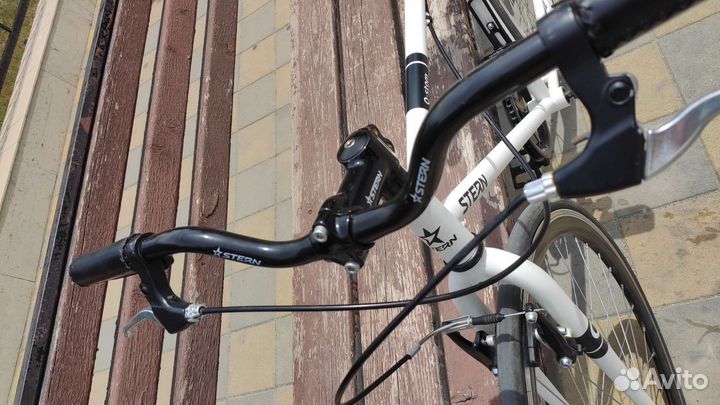 Велосипед шоссейный фикс stern Q-stom