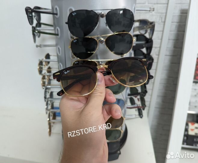 Солнцезащитные очки Ray Ban в ассортименте