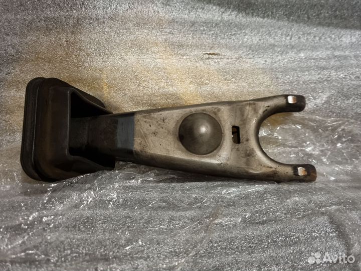 Вилка сцепления Honda Accord CL7