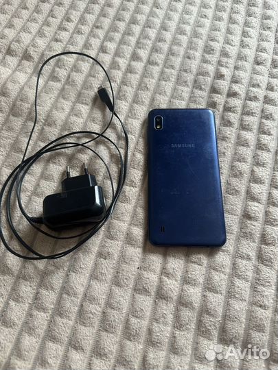 Samsung Galaxy A10, 2/32 ГБ