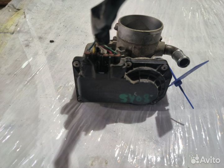 Дроссельная заслонка Nissan Qashqai J10