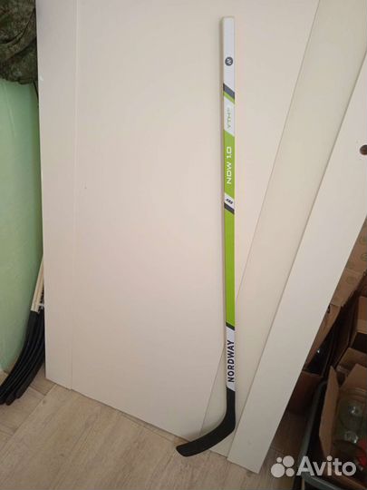 Клюшка хоккейная