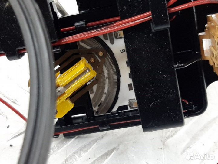 Датчик уровня топлива BMW 5 E60/E61 2004