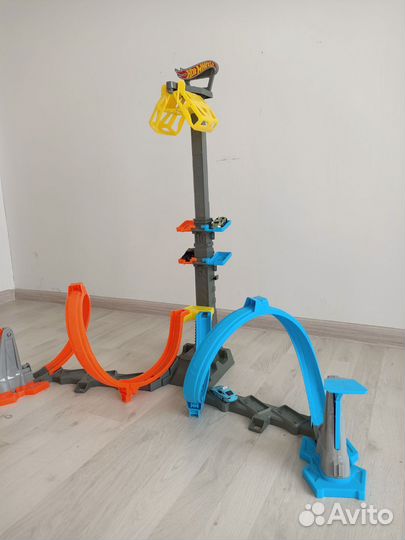Гоночный трек hot wheels