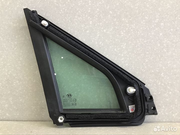 Стекло двери передней левой Hyundai Santa Fe (TM)