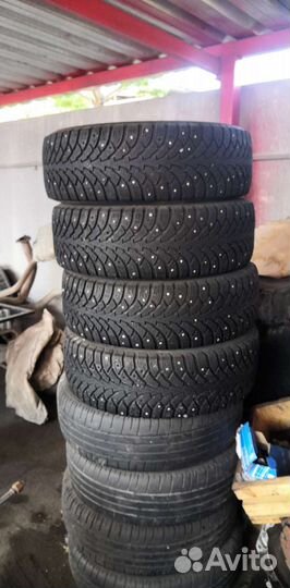 Bridgestone Blizzak DM-V1 215/65 R16 98T