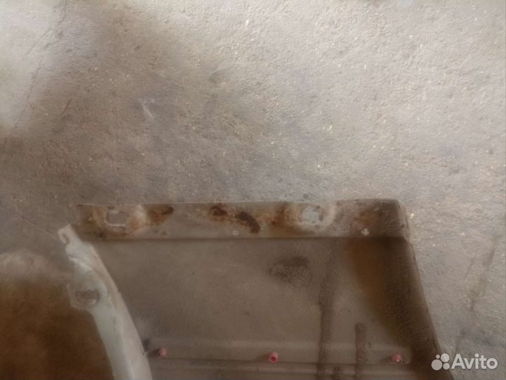 Крылья передние mercedes w 124