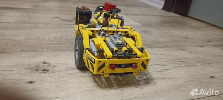 Конструктор lego Technic 42049 Карьерный погрузчик