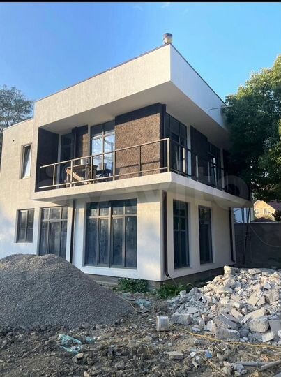 Дом 105 м² на участке 4 сот.