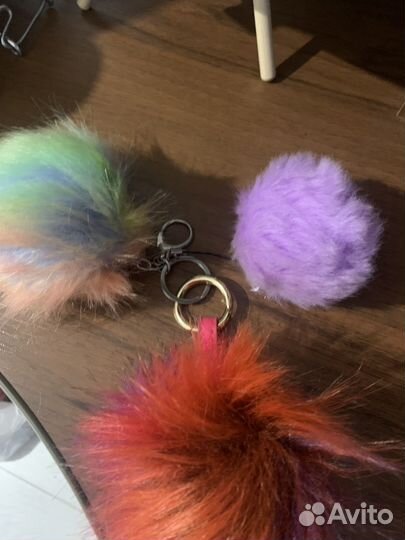 Помпом на ключи(3 шт)