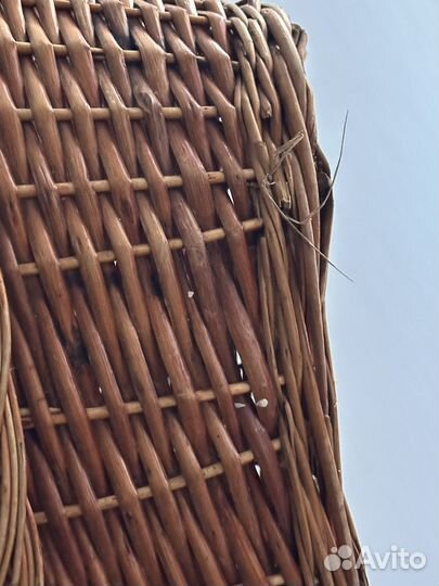 Корзина плетеная