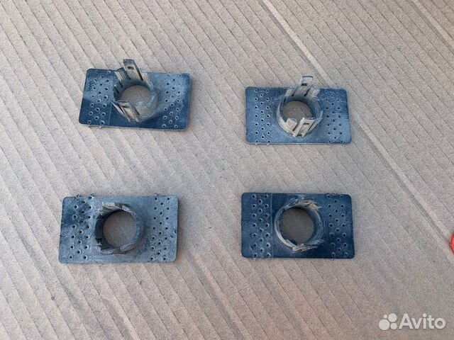 Эмблема 1.6 на переднее крыло Solaris 1