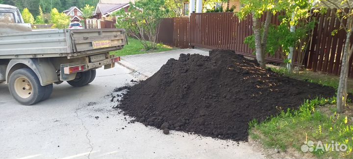 Чернозем щебень земля навоз дрова перегной грунт