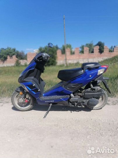Продам скутар 125