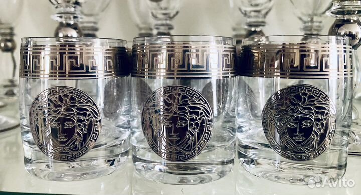 Бокалы и рюмки Versace
