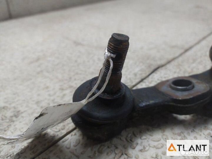 Шаровая опора передняя правая toyota crown majesta