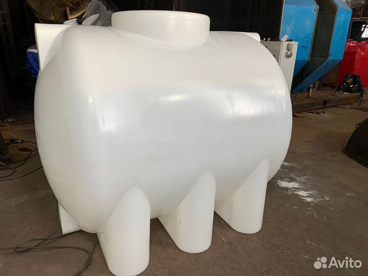 Емкость пластиковая под дт 3000-5000л