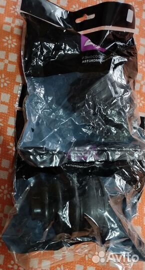 Пыльники 2шт для машины новые