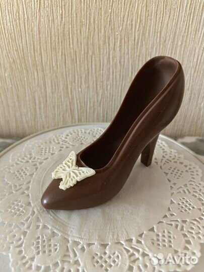 Подарок девушке, шоколад