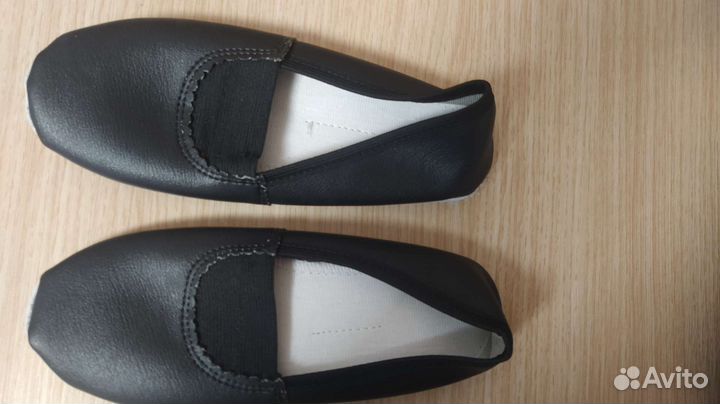 Чешки новые натуральная кожа