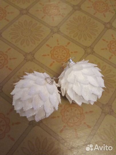 Елочные шары