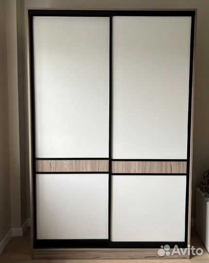 Шкаф в детскую