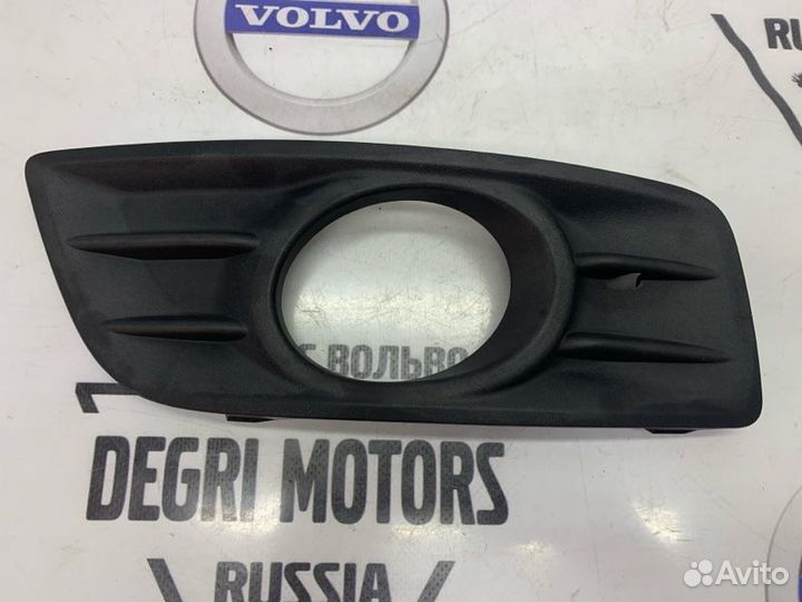 Рамка птф правая Volvo V50 (2008-2012) 30779101