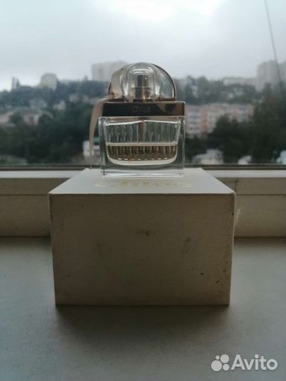 Парфюмерная вода женская