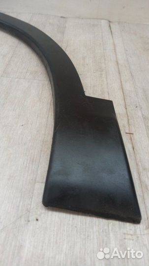 Накладка на крыло передняя левая Nissan Qashqai