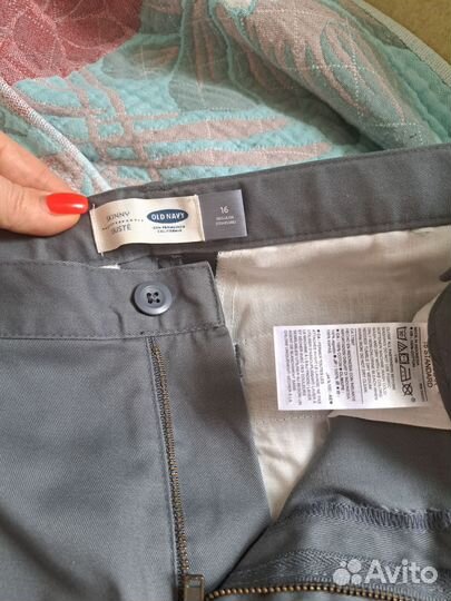 Брюки серые новые 16лет
