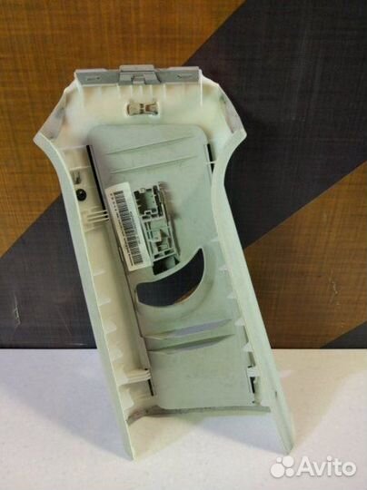 Обшивка салона правая Volkswagen Passat Variant B6