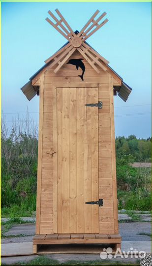Уличный туалет деревянный SOX563