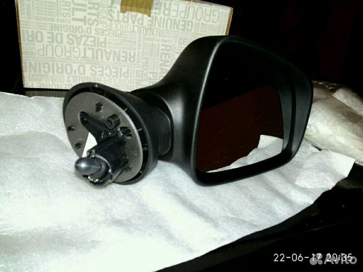 Правое зеркало для Рено логан