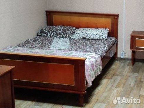 Кровать двухспальная 140 б/у без матраса