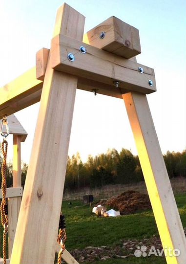 Детская деревянная площадка