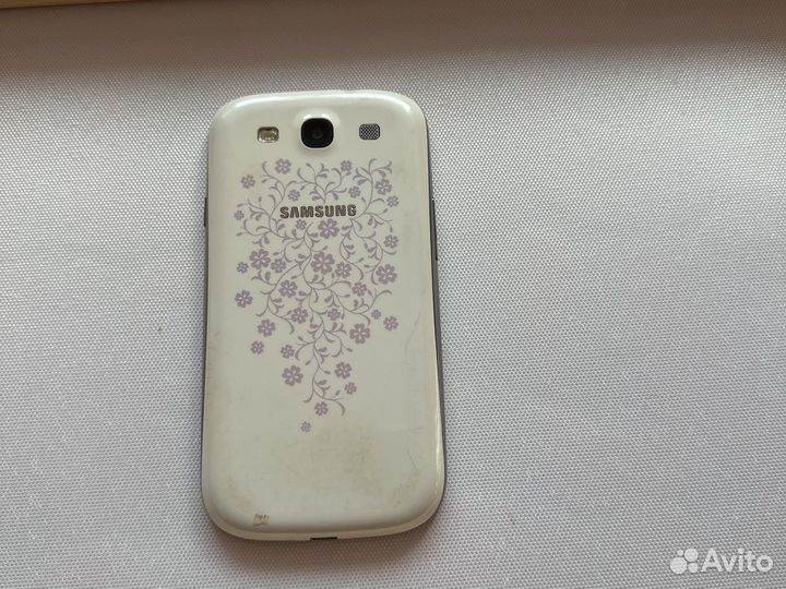 Телефон Samsung