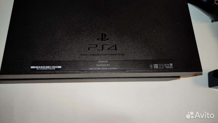 Игровая приставка sony ps4