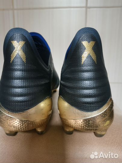 Футбольные бутсы р. 46
