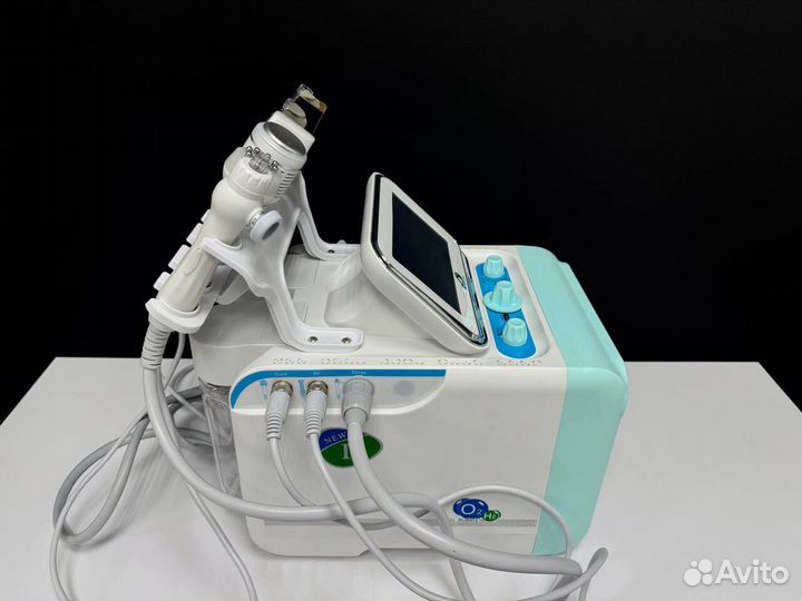 Аппарат гидропилинга H2O2 6в1, 2 поколения Наличие
