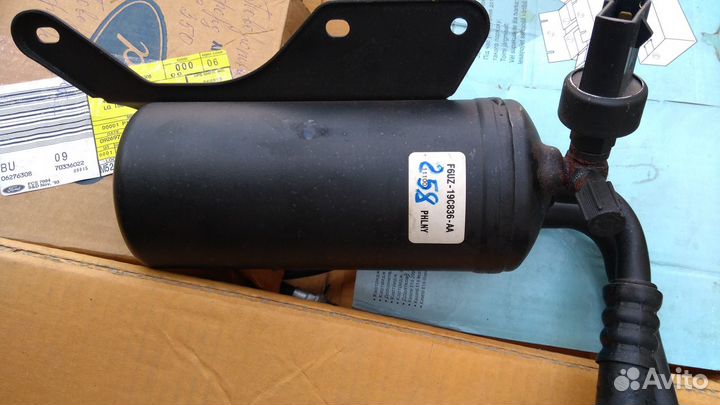 Ford аккумулятор кондиционера tank switch A